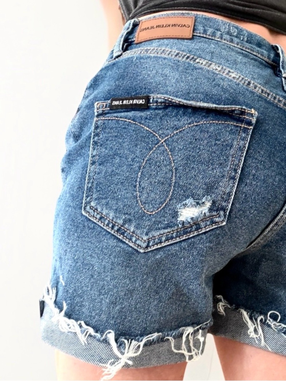 CK Calvin Klein Womens Shorts Size 27 Cut Off Denim Blue Jean High Rise Cuffed